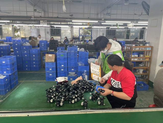 三鄉(xiāng)鎮(zhèn)開展“加強禁毒宣傳， 共創(chuàng)無毒企業(yè)”活動照片3.jpg