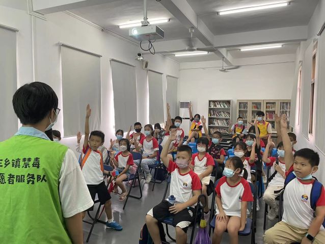 三鄉(xiāng)鎮(zhèn)開展“無毒暑期，健康同行”禁毒宣傳活動(dòng)圖片4.jpg